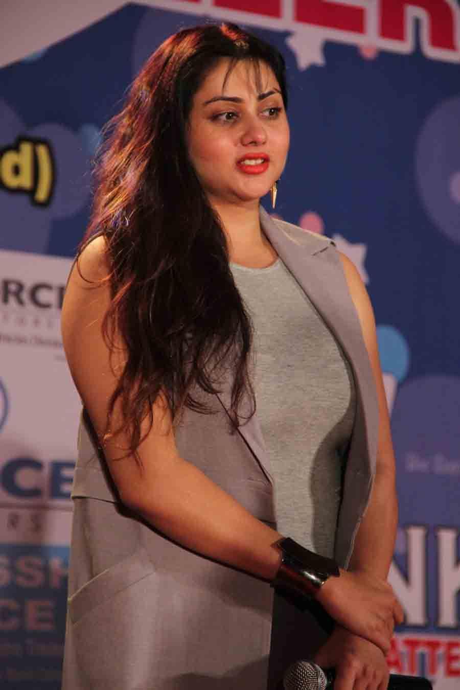 Actress Namita New Year Celebration 2016 Photos