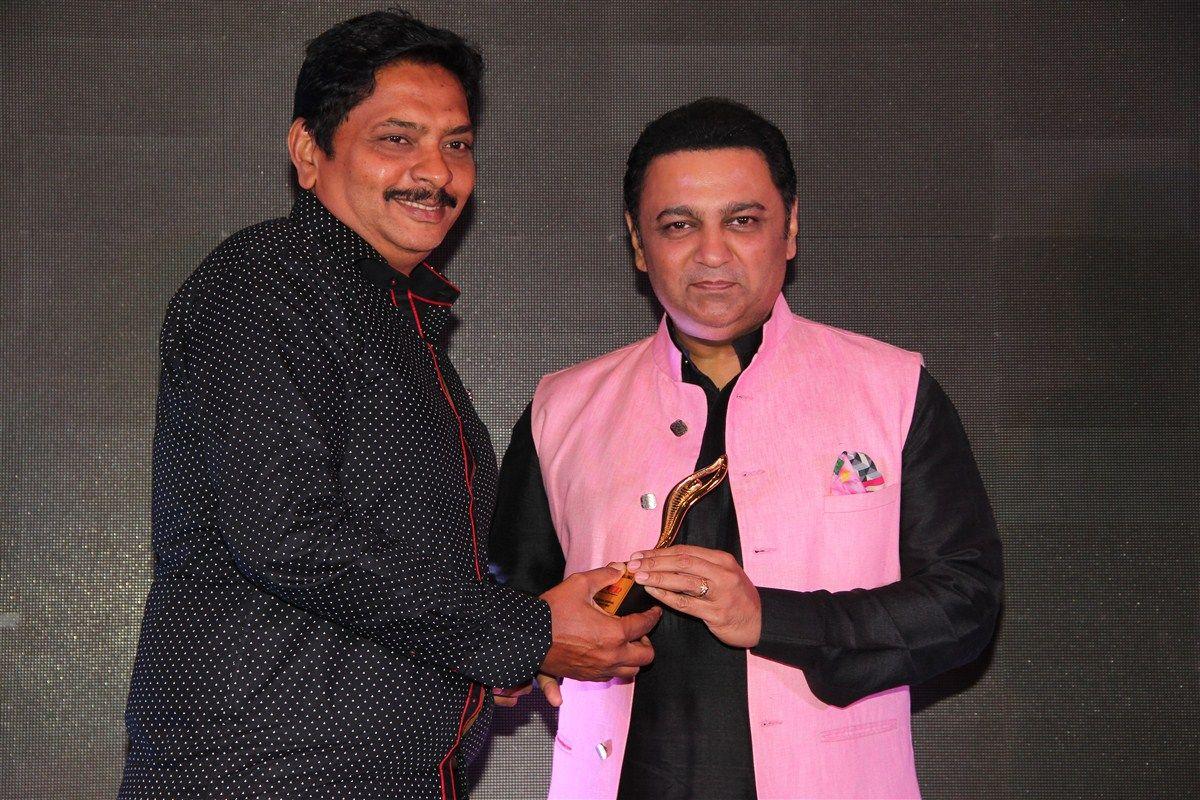 Actress of FAN Convocation Ceremony of INIFD Photos