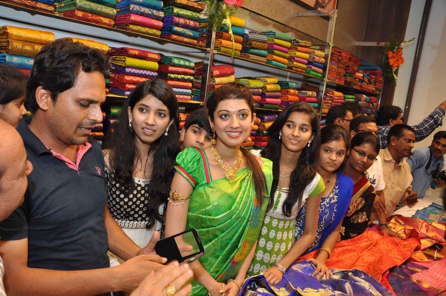 Actress Pranitha Launches Sareeniketan Showroom Photos