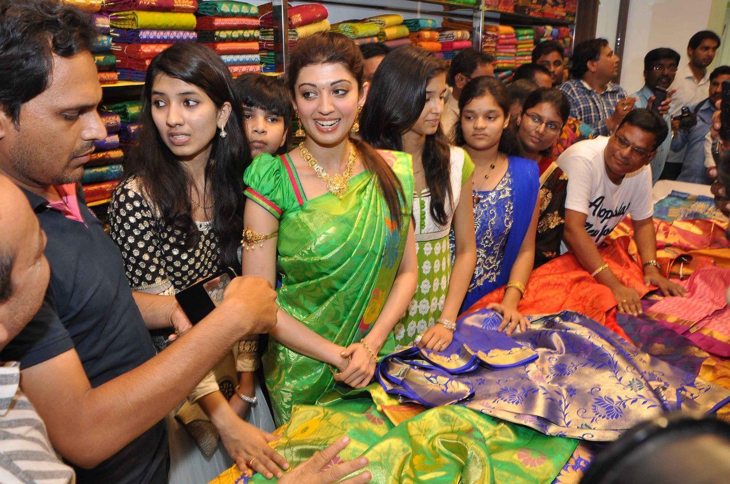 Actress Pranitha Launches Sareeniketan Showroom Photos