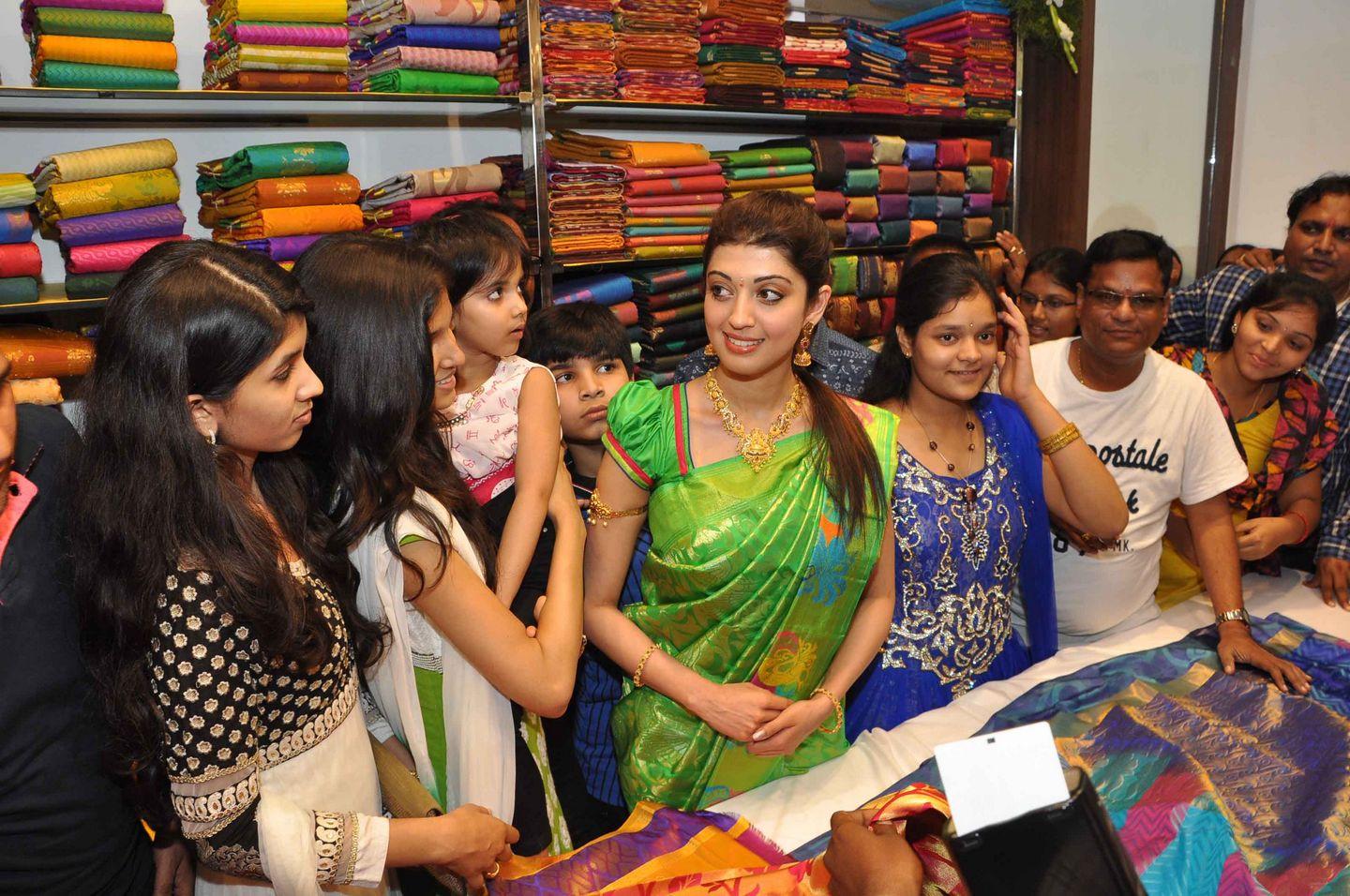 Actress Pranitha Launches Sareeniketan Showroom Photos