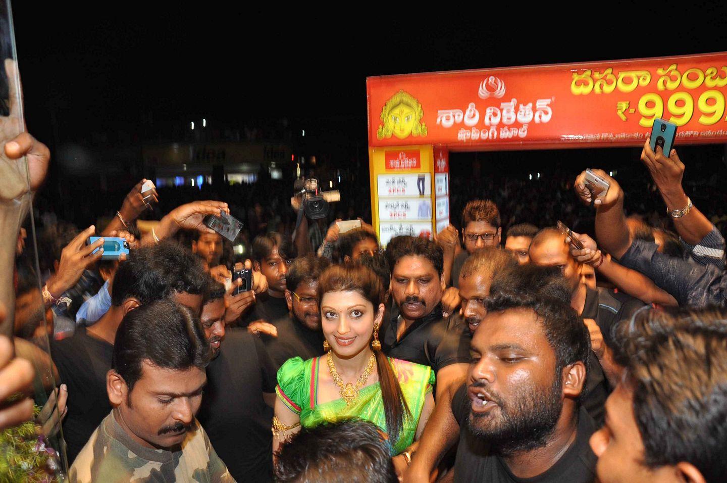 Actress Pranitha Launches Sareeniketan Showroom Photos