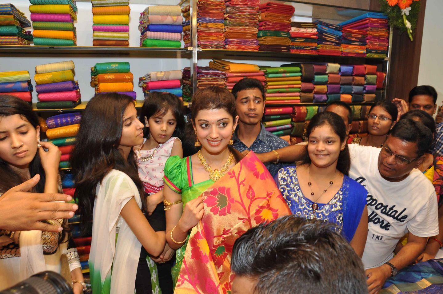 Actress Pranitha Launches Sareeniketan Showroom Photos