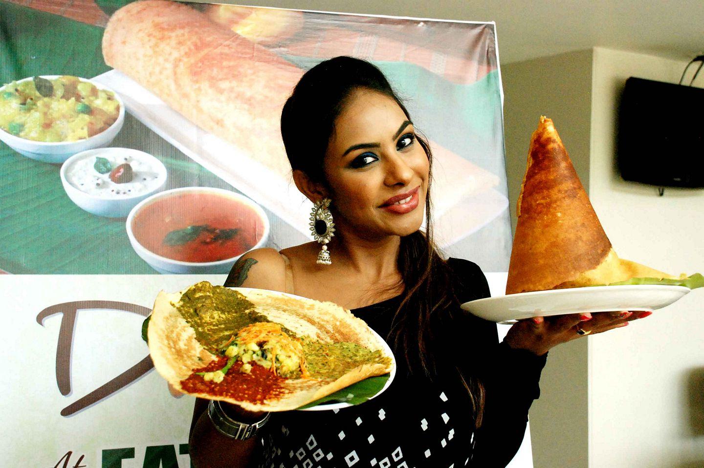 Famous Anchor Shree Reddy  Launches the Dosa Festival at Hotel Vaishnaoi