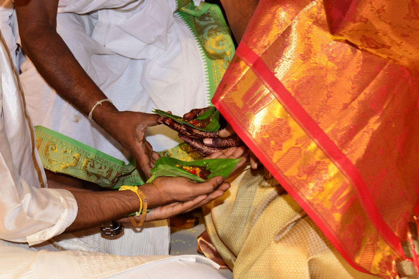 Allari Naresh and Viroopa Marriage Photos