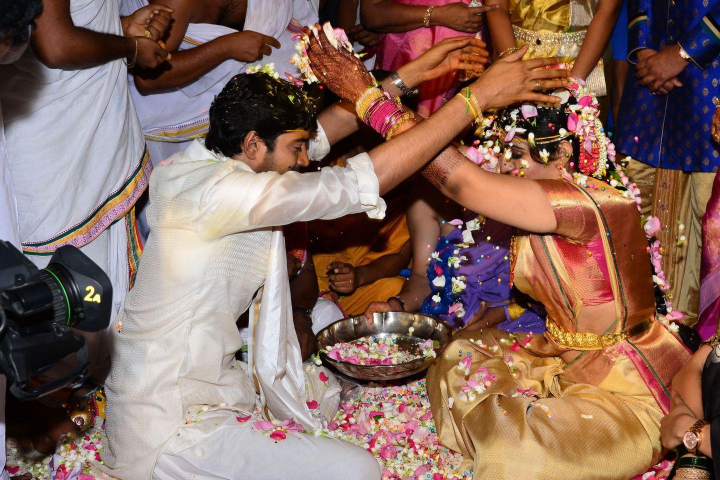 Allari Naresh and Viroopa Marriage Photos