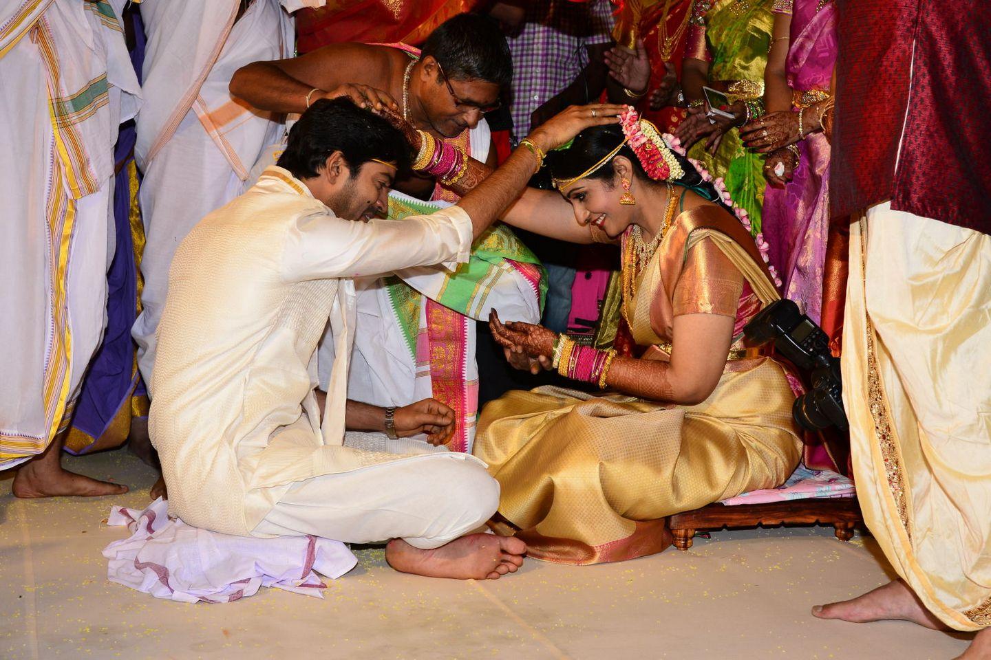 Allari Naresh and Viroopa Marriage Photos