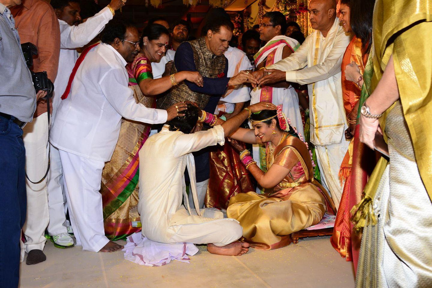 Allari Naresh and Viroopa Marriage Photos
