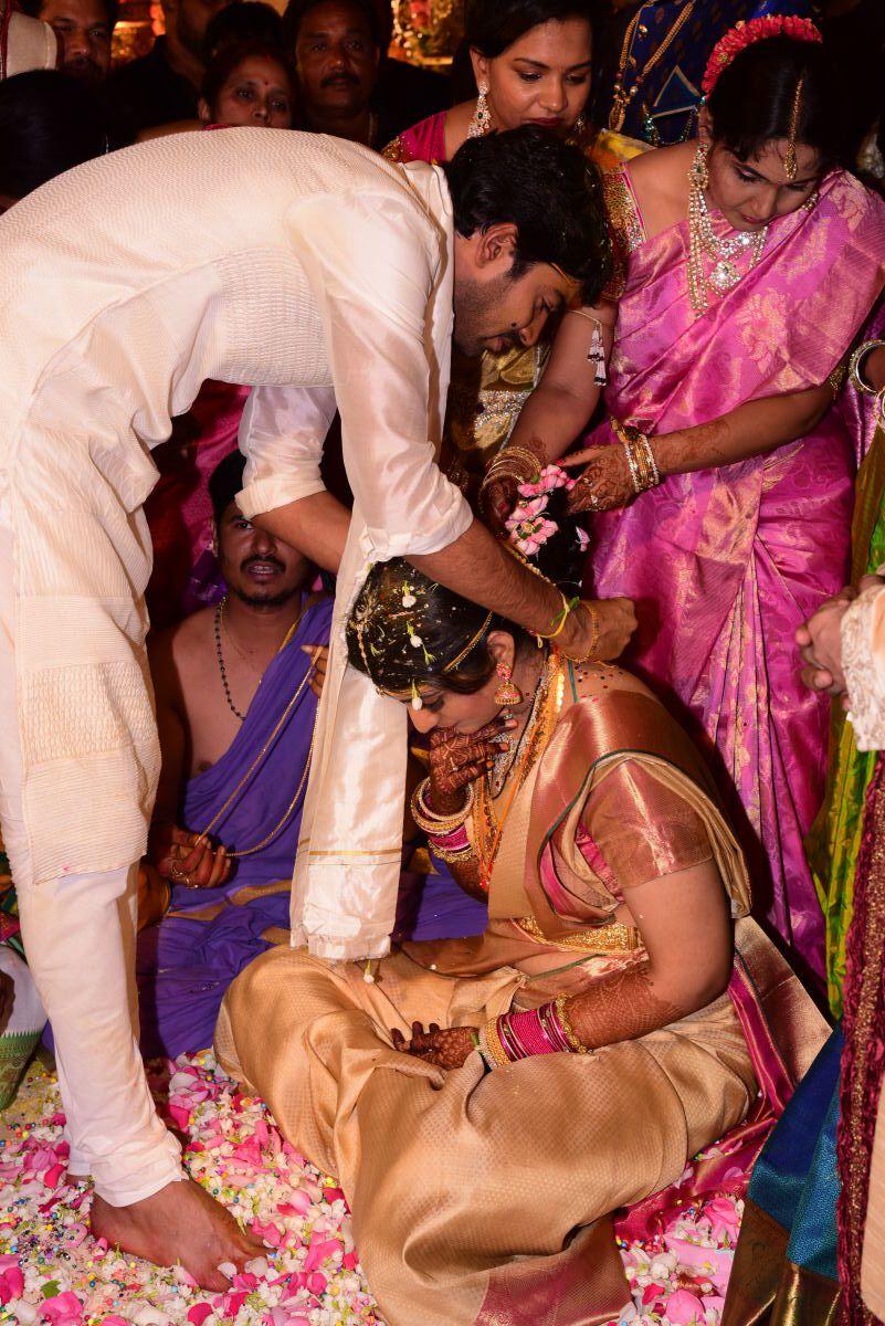 Allari Naresh and Viroopa Marriage Photos