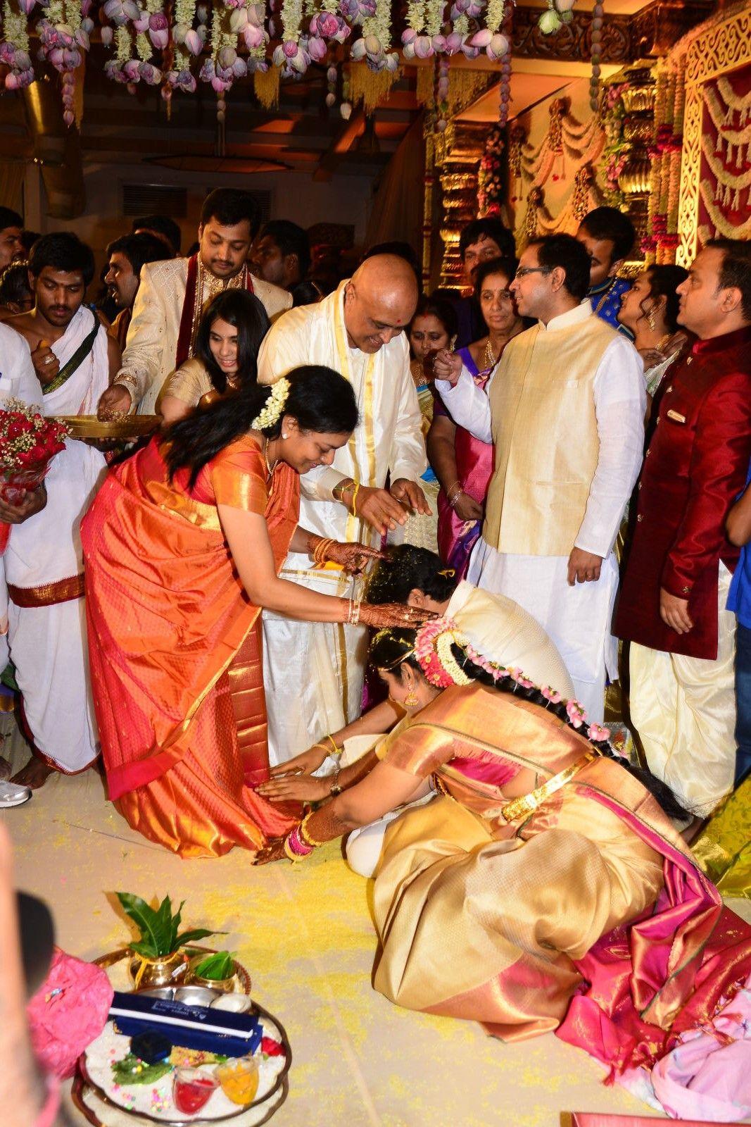 Allari Naresh and Viroopa Marriage Photos