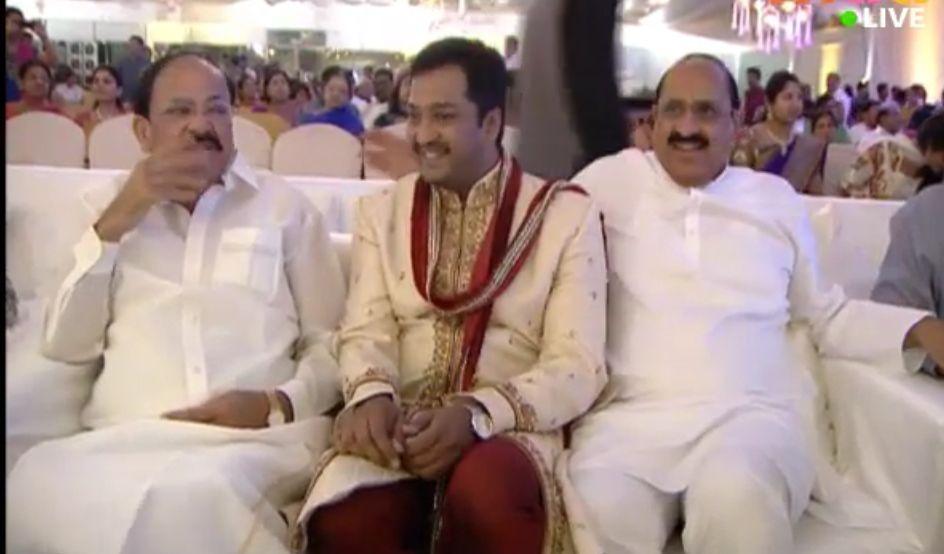 Allari Naresh and Viroopa Wedding Pics