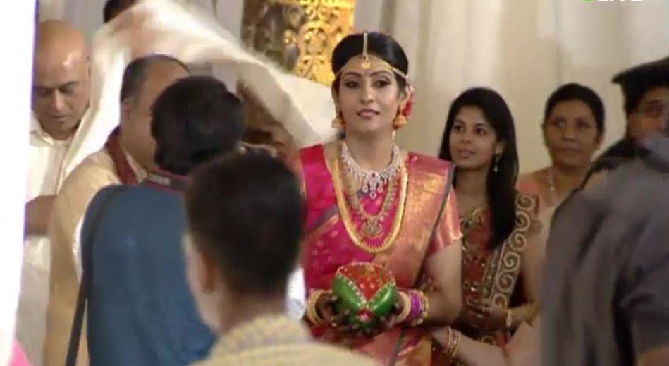 Allari Naresh and Viroopa Wedding Pics