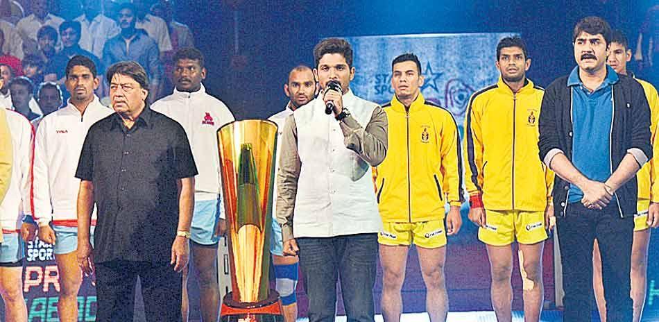 Allu Arjun @ Pro Kabaddi League Photos