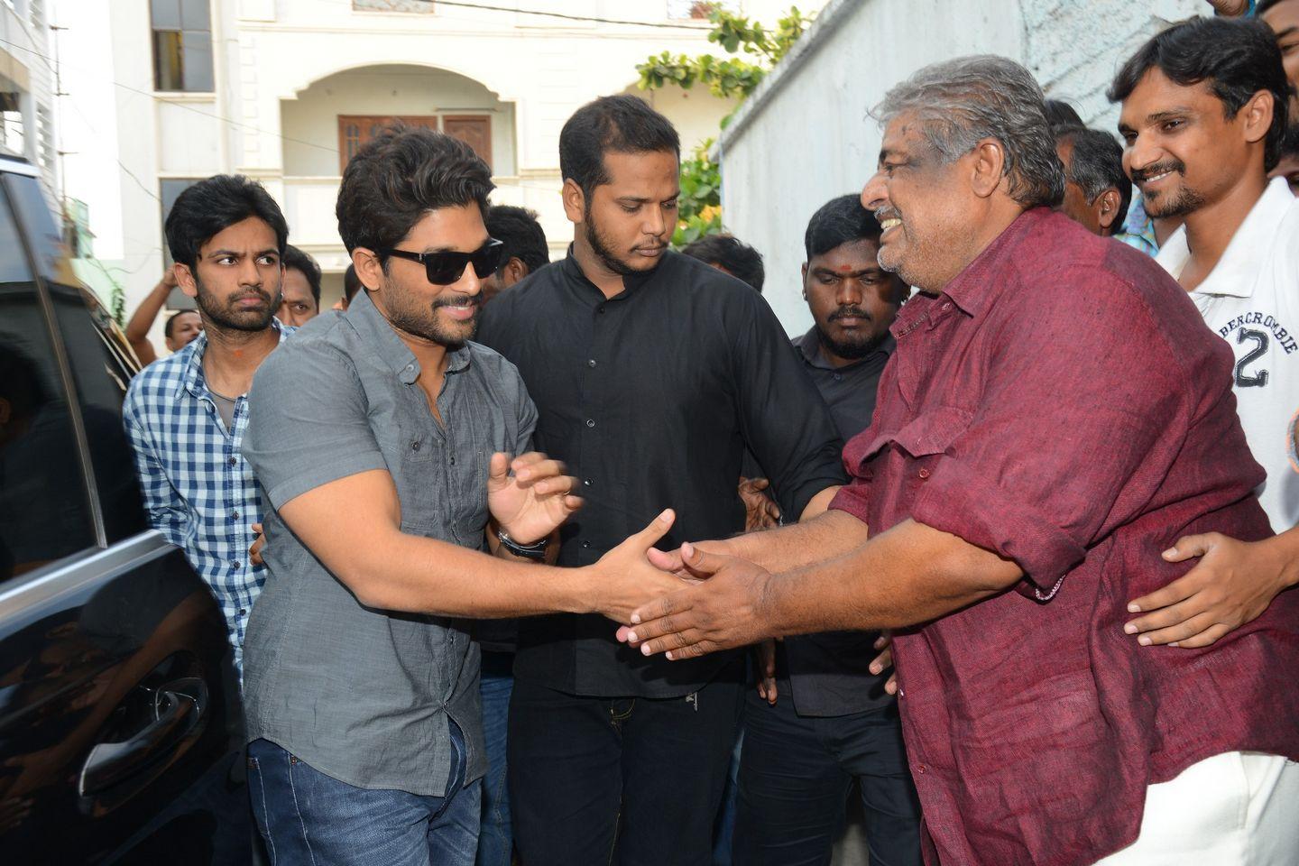 Allu Arjun at Noor Mahamood House Photos