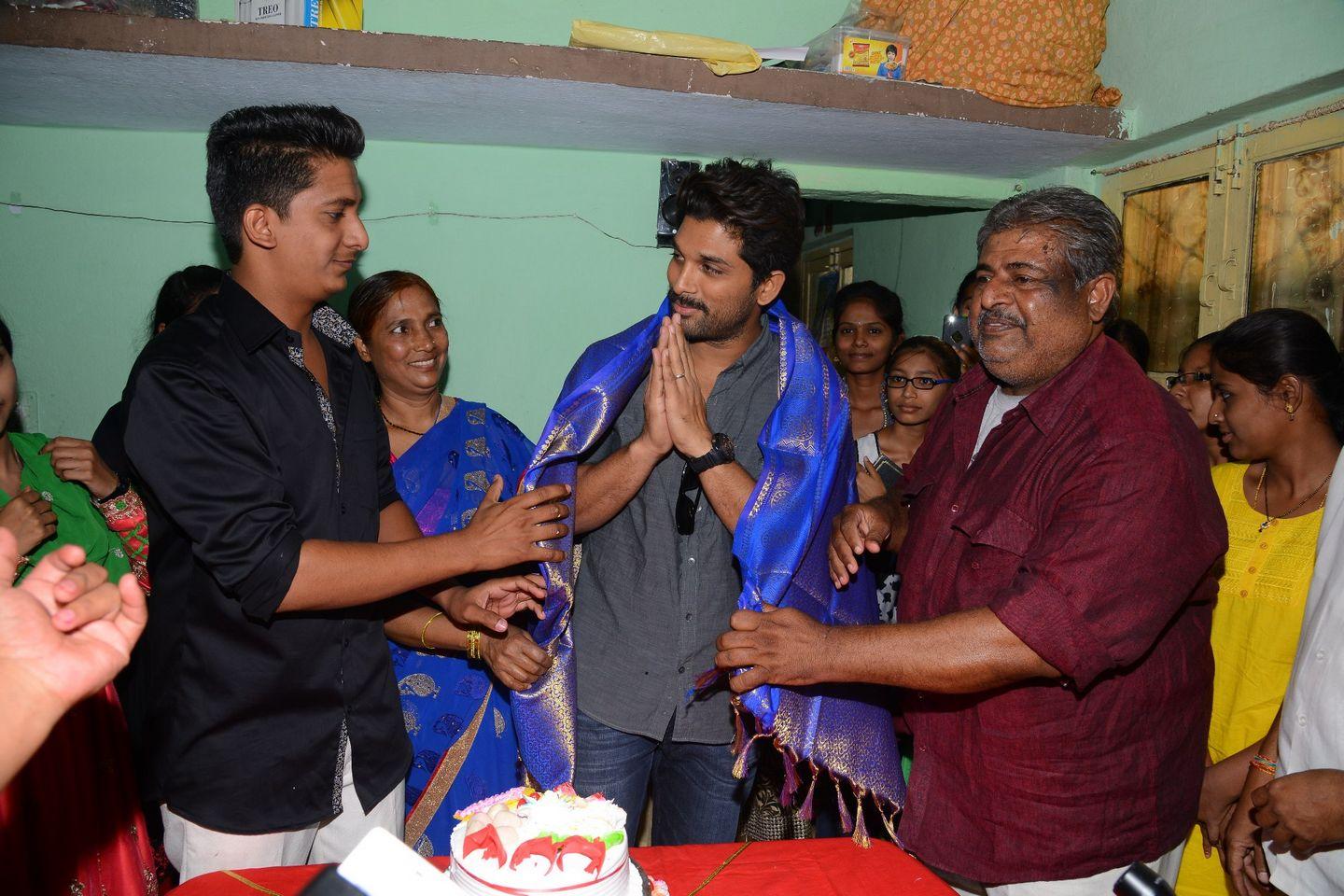 Allu Arjun at Noor Mahamood House Photos