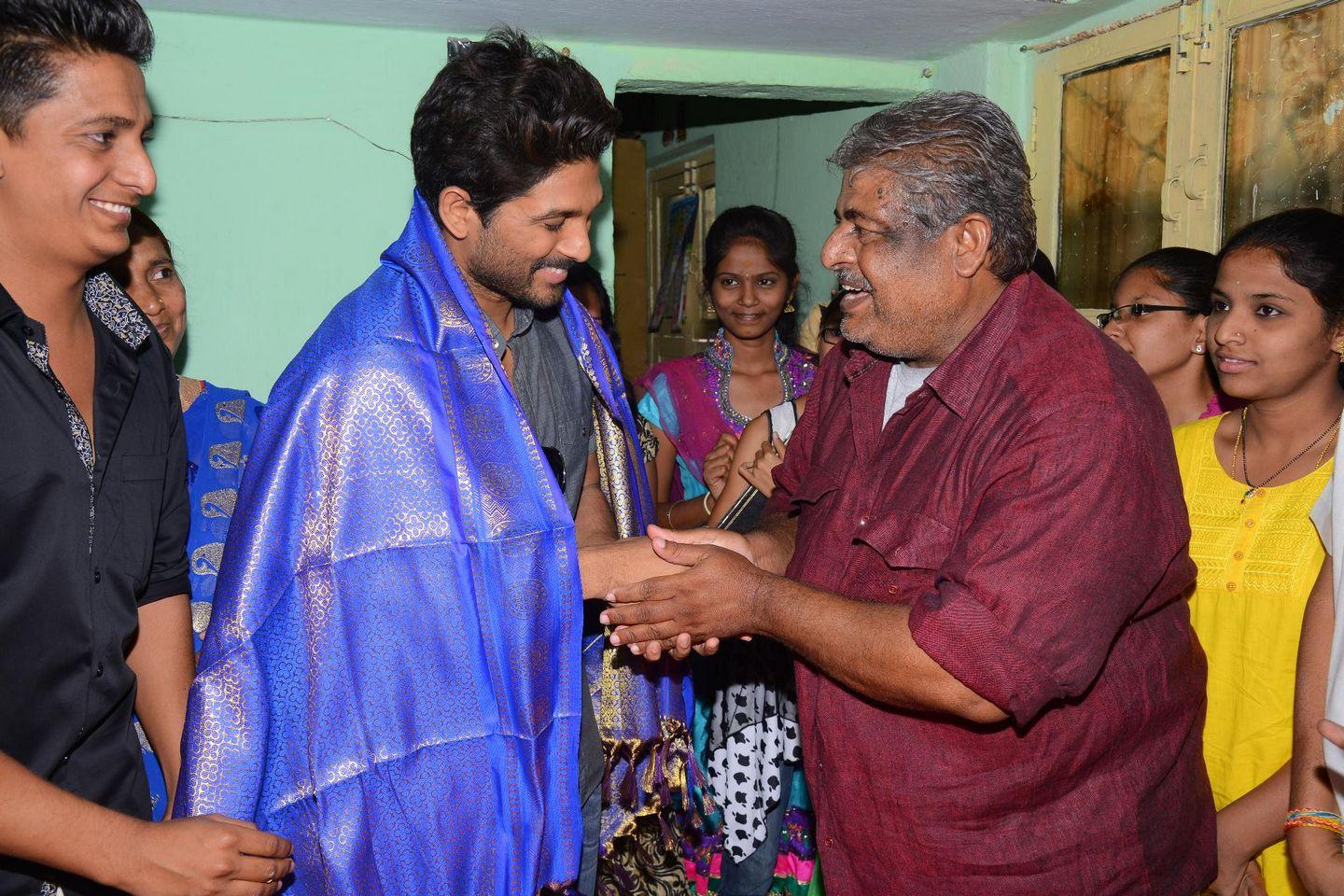 Allu Arjun at Noor Mahamood House Photos