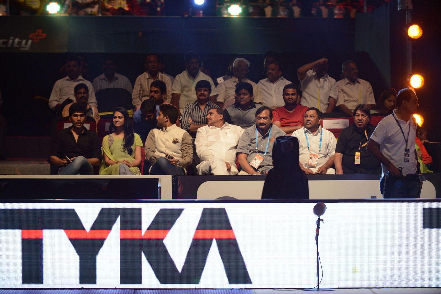 Allu Arjun Family at PRO Kabaddi League Match Photos