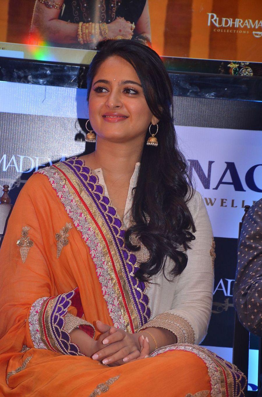 Anushka Launches Rudhramadevi Jewellers Section Photos