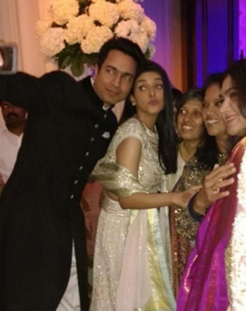 Asin Thottumkal & Rahul Sharma Wedding Reception Photos