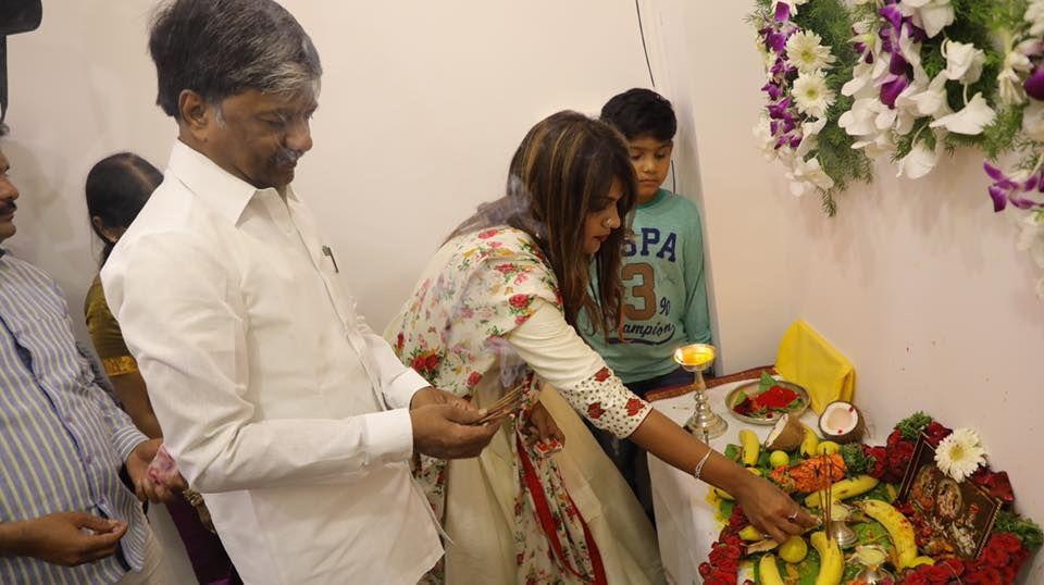 Bigg Boss Contestants at Kathi Karthika Office Opening Photos