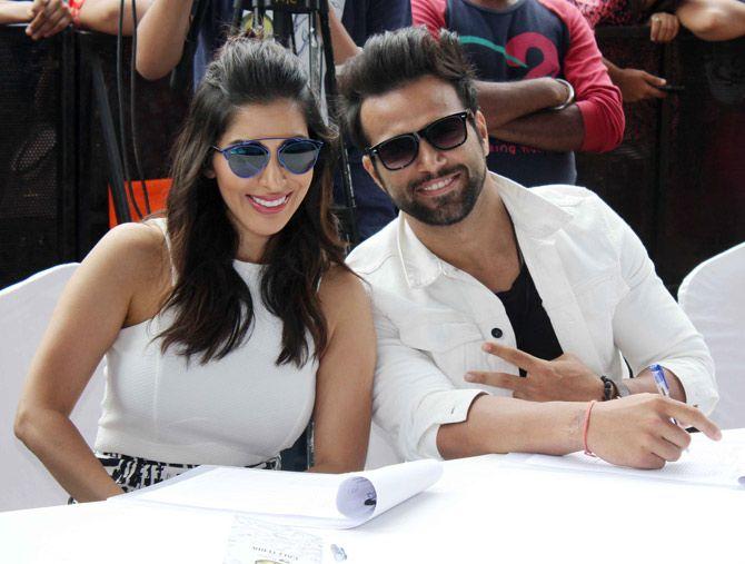 Bollywood celebs have a blast at Umang Festival in Mumbai