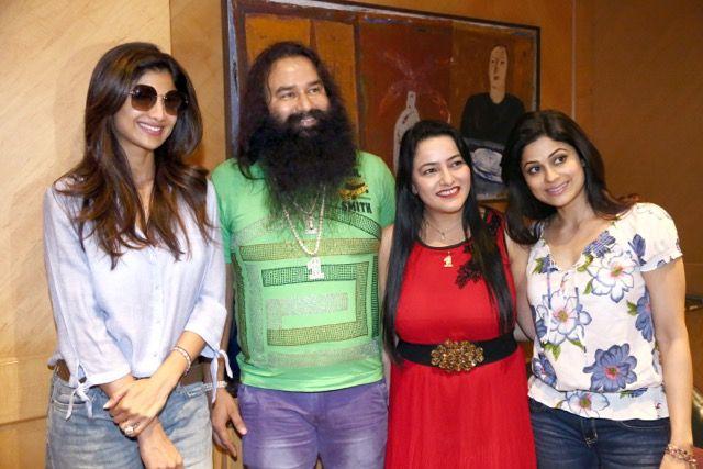 Bollywood congratulates Guruji for MSG 2