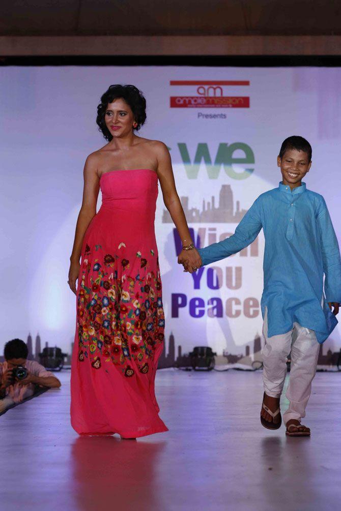 Bollywood small screen celebrities ramp walk At 26/11 Tribute Show