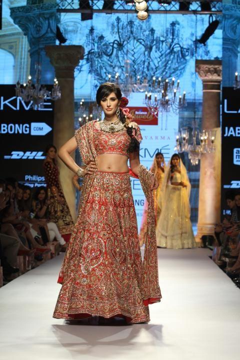 Bollywood stars At The Ramp Walk