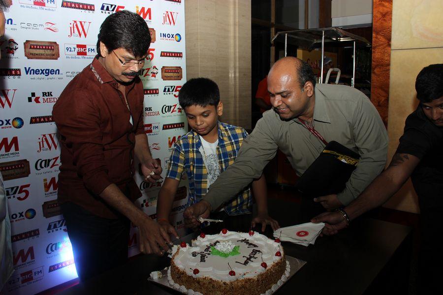 Boyapati Srinivas Birthday Celebration At Ytalkies Avengers