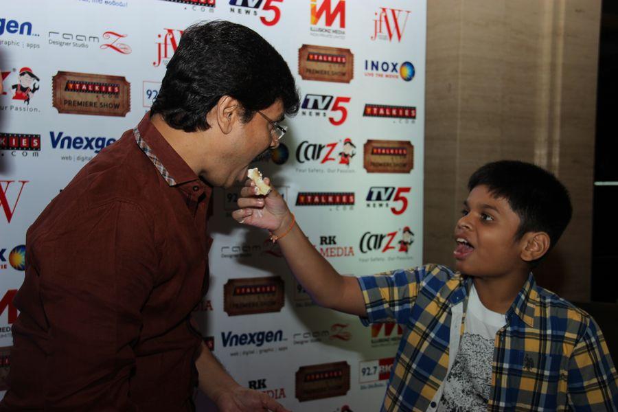 Boyapati Srinivas Birthday Celebration At Ytalkies Avengers