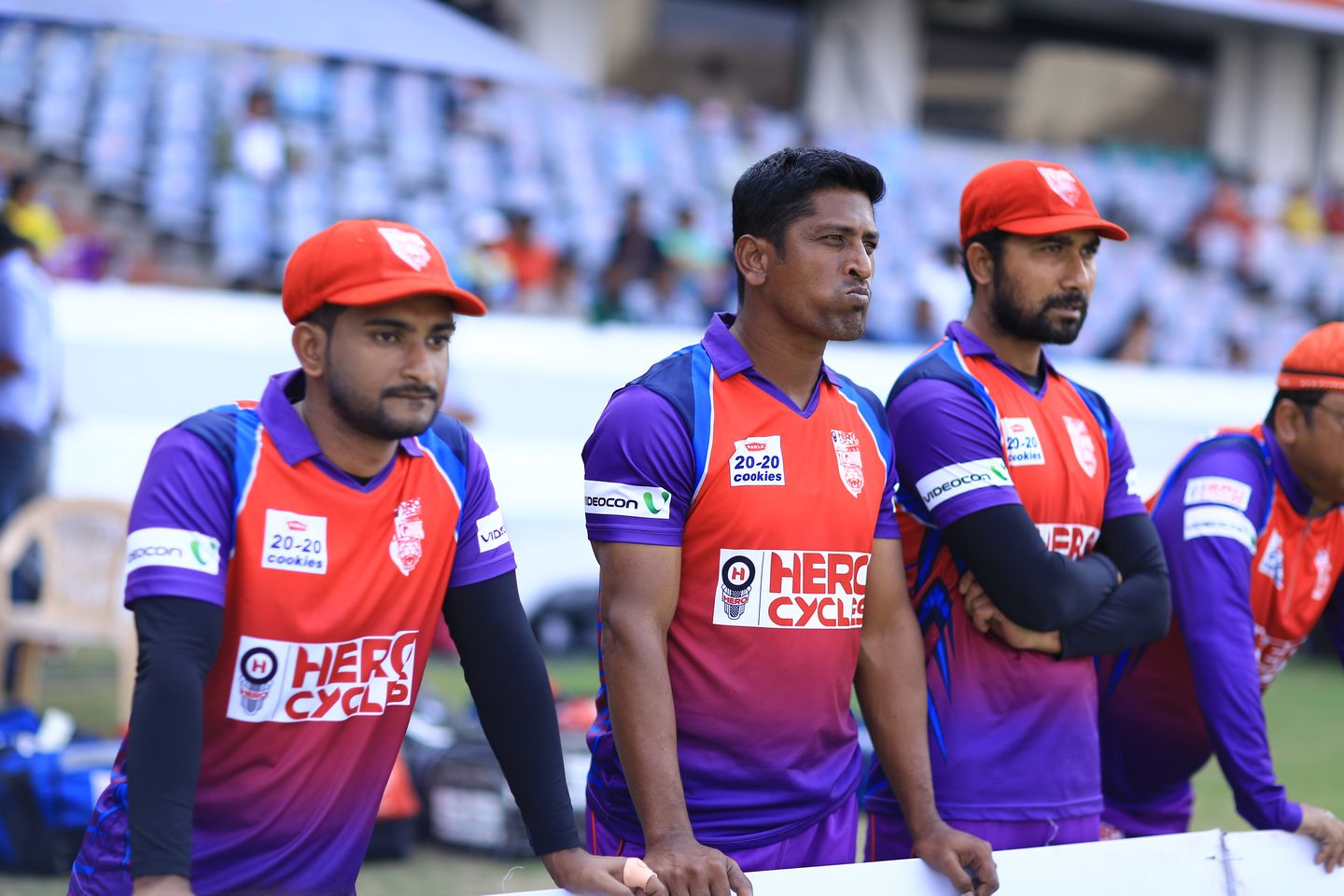 CCL6 Semi Final Karnataka Bulldozers vs Bengal Tigers Match Photos