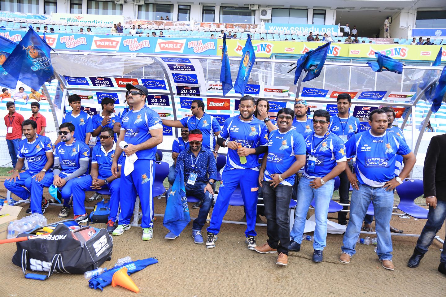 CCL6 Semi Final Karnataka Bulldozers vs Bengal Tigers Match Photos