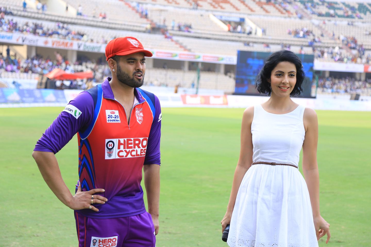 CCL6 Semi Final Karnataka Bulldozers vs Bengal Tigers Match Photos