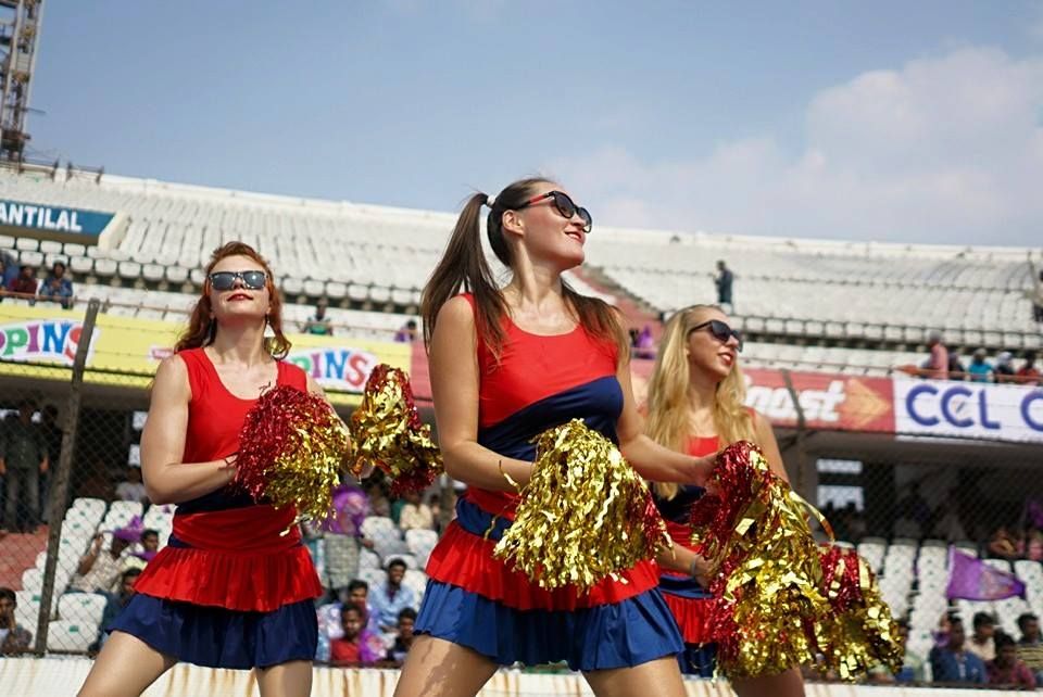 CCL6 Semi Final Karnataka Bulldozers vs Bengal Tigers Match Photos