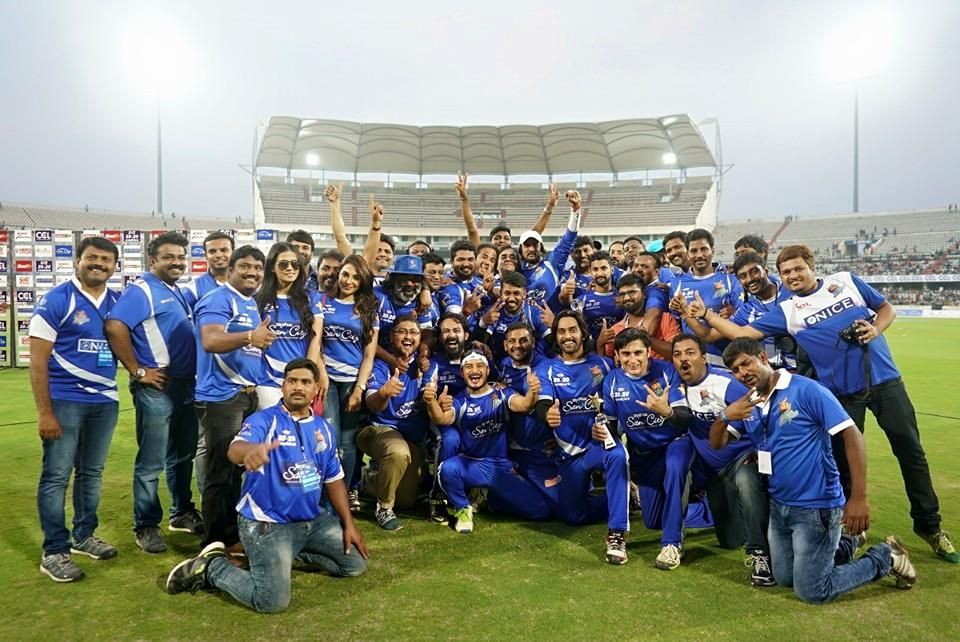 CCL6 Semi Final Karnataka Bulldozers vs Bengal Tigers Match Photos