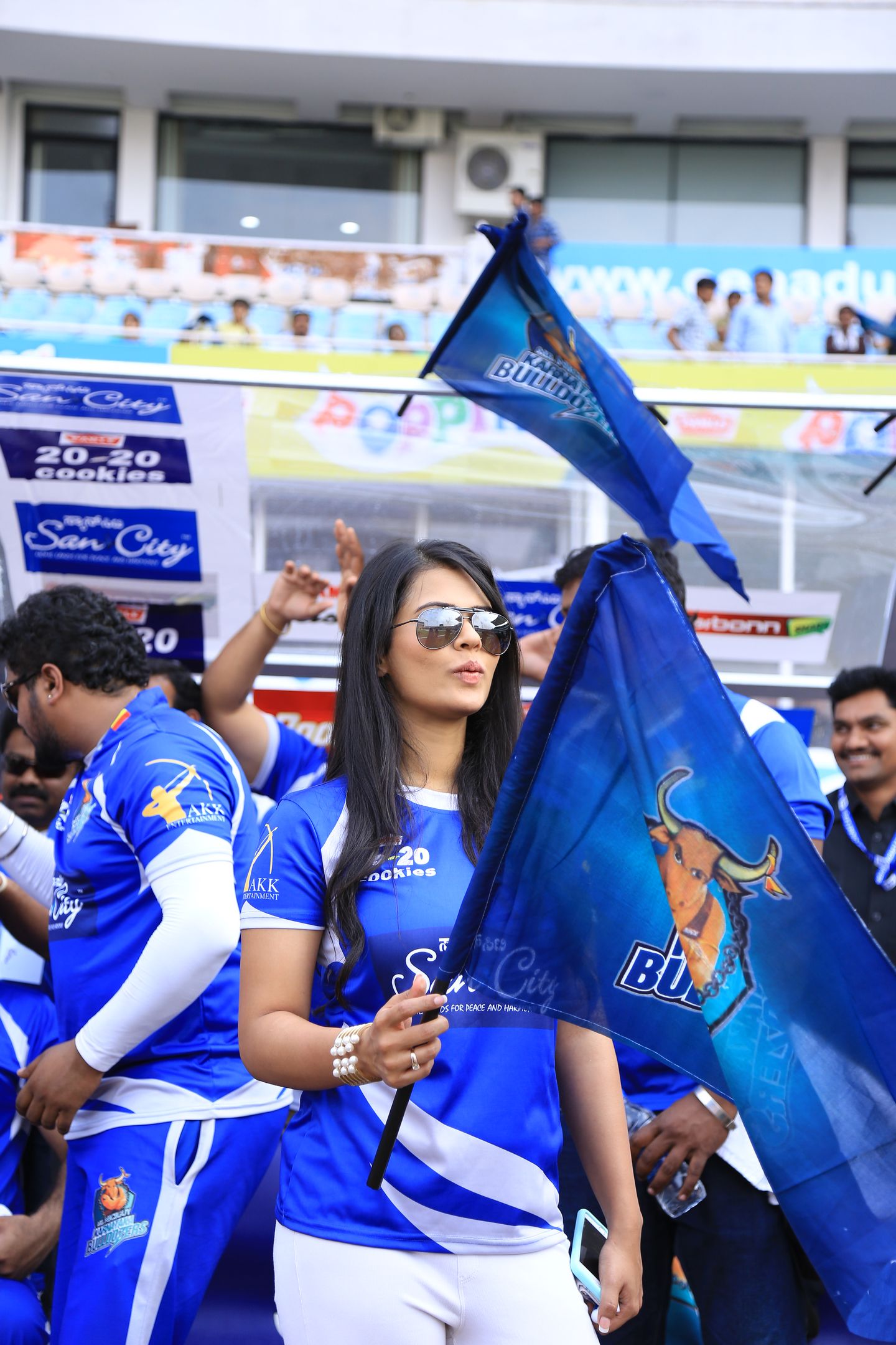 CCL6 Semi Final Karnataka Bulldozers vs Bengal Tigers Match Photos