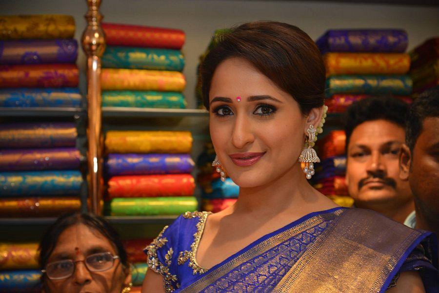 Celebrities at Launch of Kalamandir 25th Store Photos