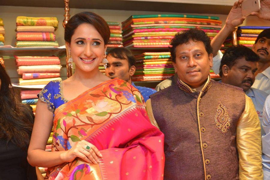 Celebrities at Launch of Kalamandir 25th Store Photos