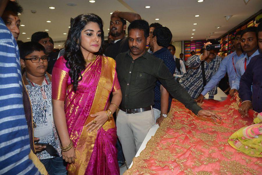 Celebrities at Launch of Kalamandir 25th Store Photos