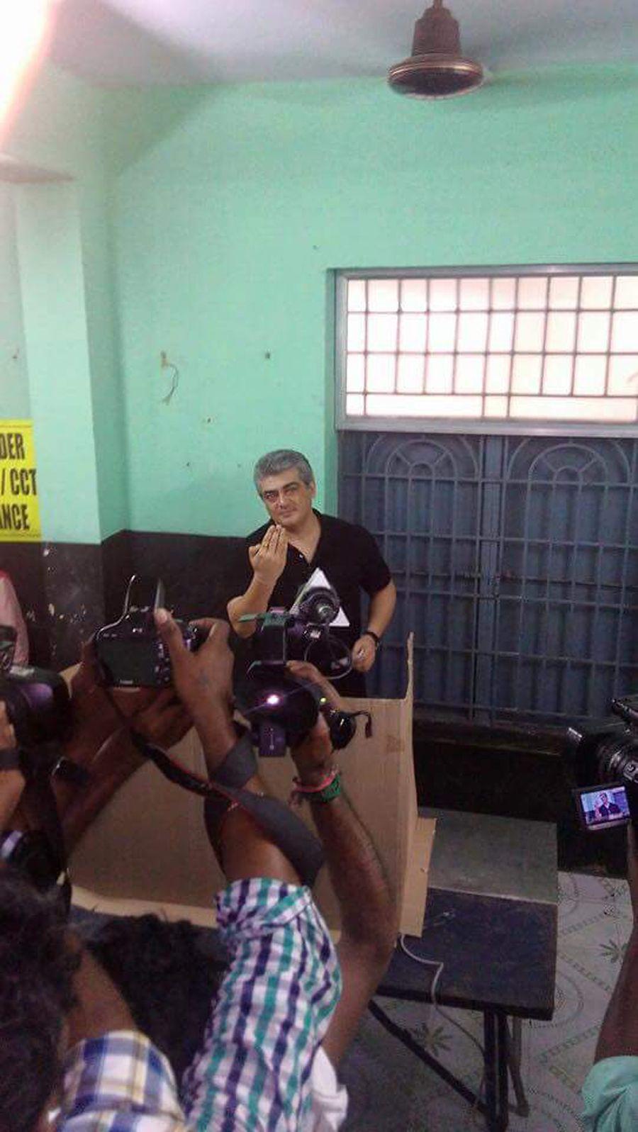 Celebrities Cast their Vote in Tamil Nadu Elections 2016 Photos