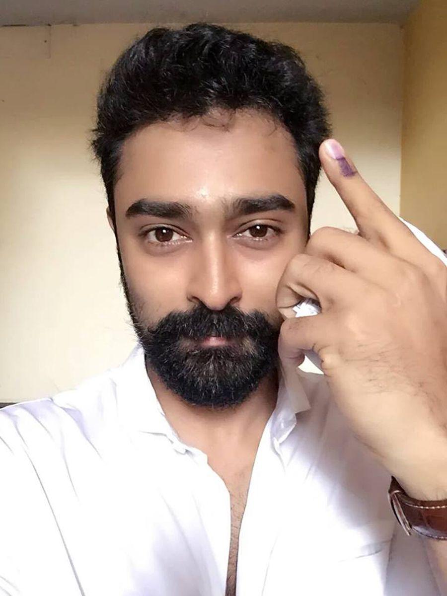 Celebrities Cast their Vote in Tamil Nadu Elections 2016 Photos