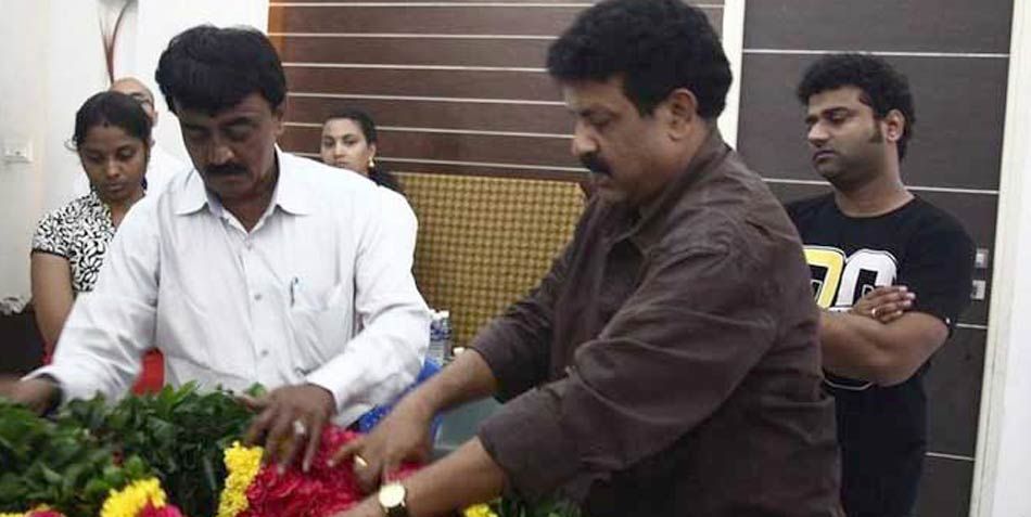 Celebrities Paid homage to DSP father Photos