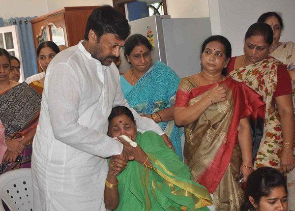 Celebrities Pay Homage to Edida Nageswara Rao Photos