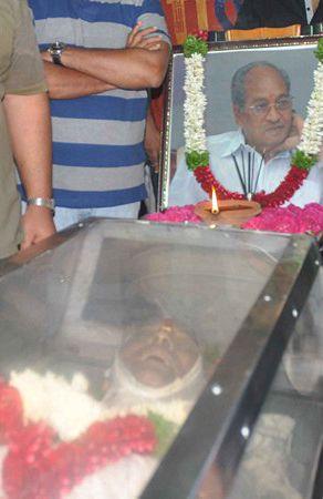 Celebrities Pay Homage to Edida Nageswara Rao Photos