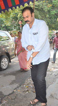 Celebrities Pay Homage to Edida Nageswara Rao Photos