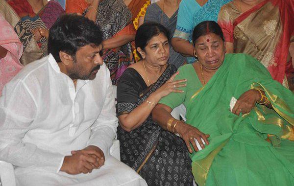 Celebrities Pay Homage to Edida Nageswara Rao Photos