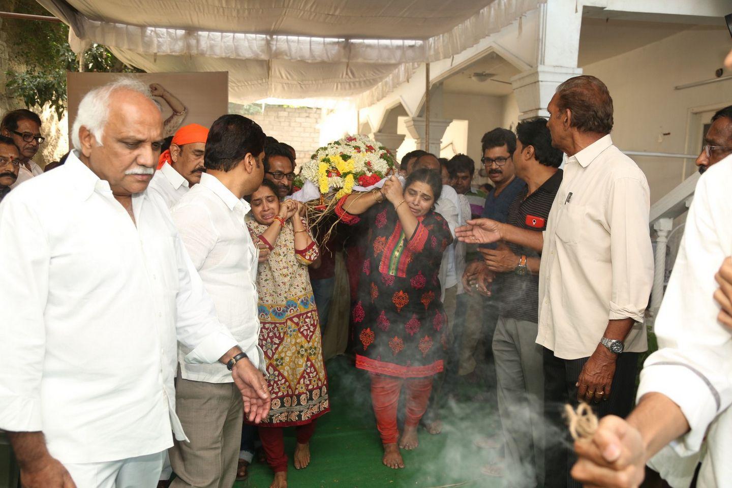 Celebrities Paying Homage To Mada Venkateswara Rao Photos