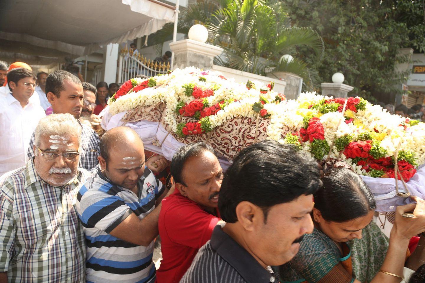 Celebrities Paying Homage To Mada Venkateswara Rao Photos