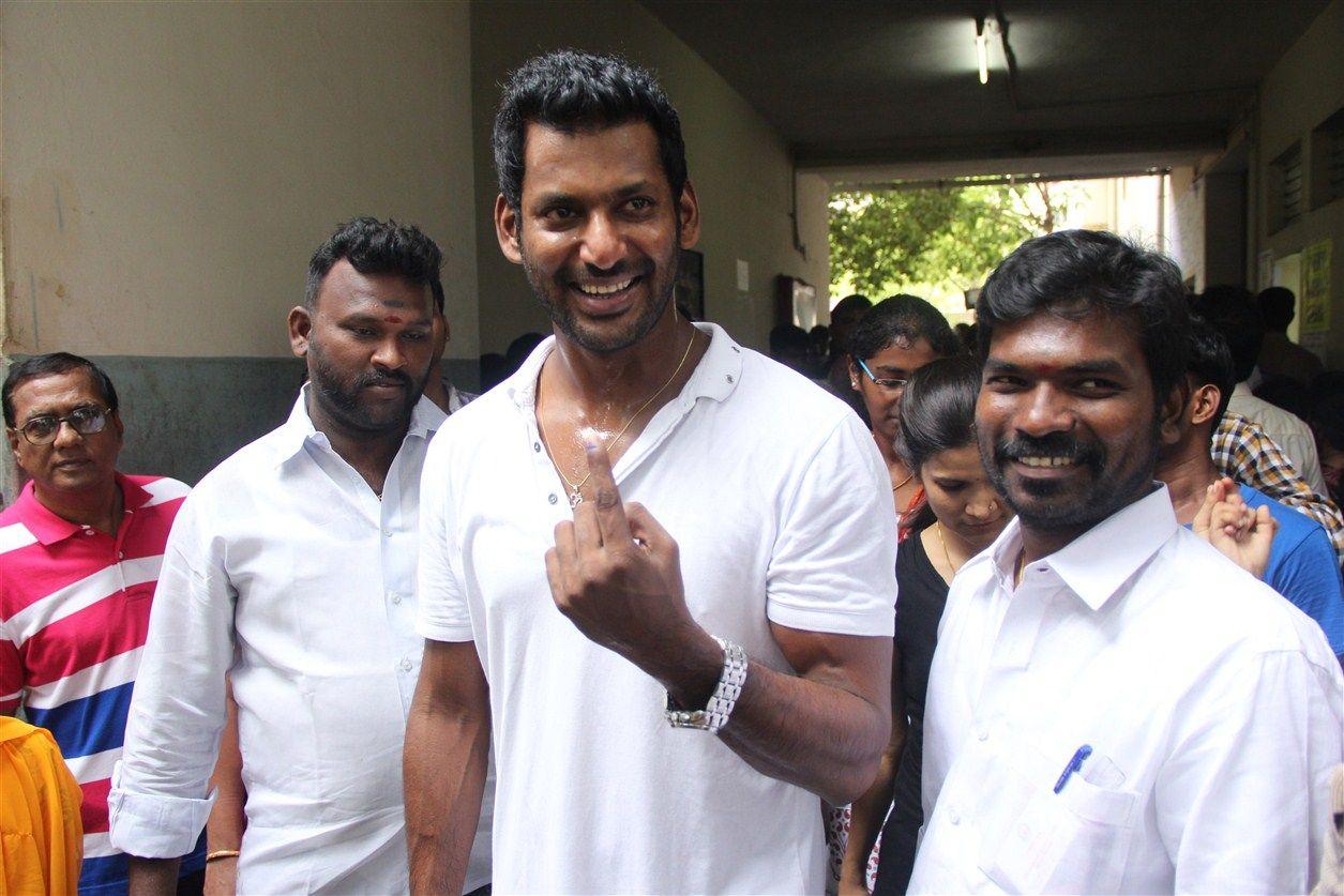 Celebrities Vote in Tamil Nadu Elections 2016 Photos