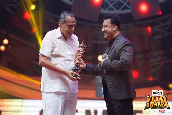 Celebs At 9th Vijay Awards 2015 Photos